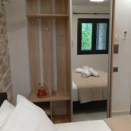 شقة Rosso Kókkinon Nerón