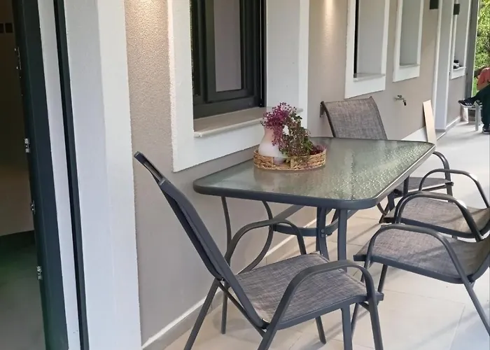 Rosso Apartament Kókkinon Nerón