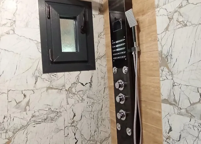 Rosso Kókkinon Nerón