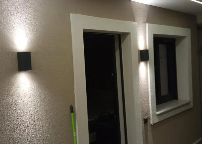 Rosso Kókkinon Nerón